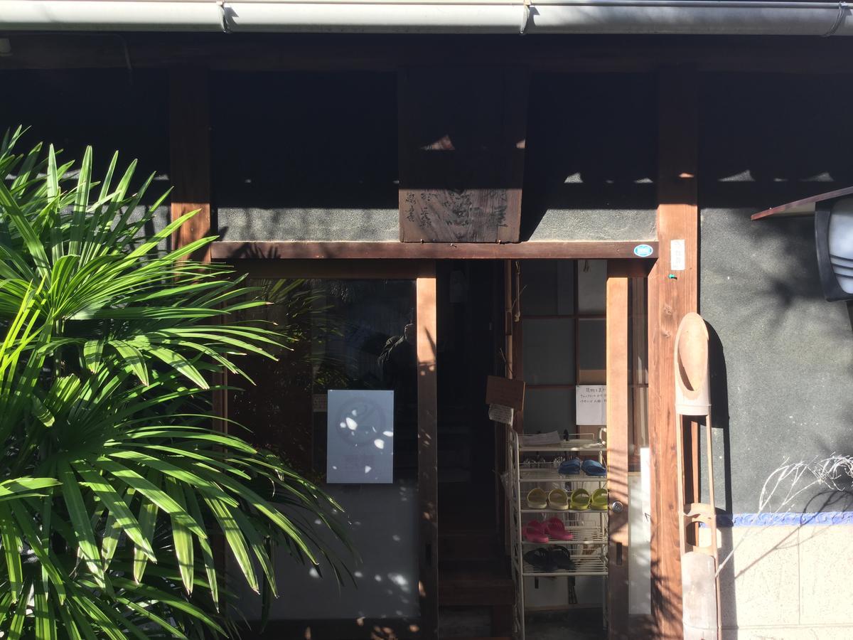 Oyajino Umi Bed and Breakfast Naoshima Buitenkant foto