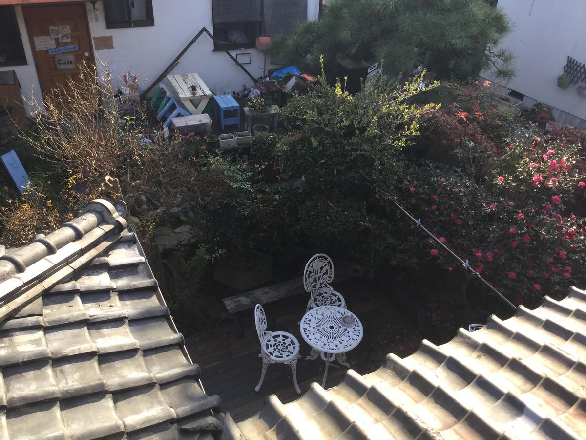 Oyajino Umi Bed and Breakfast Naoshima Buitenkant foto