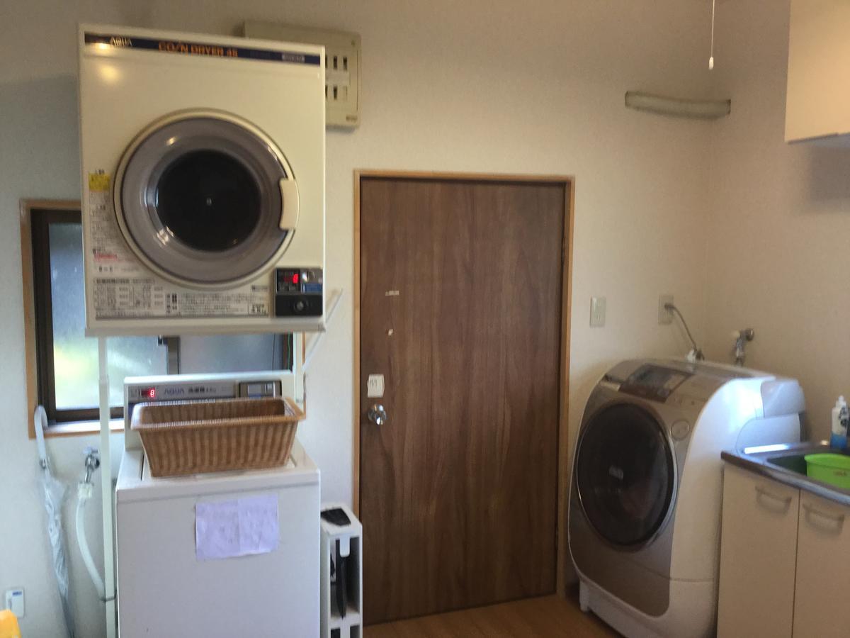 Oyajino Umi Bed and Breakfast Naoshima Buitenkant foto