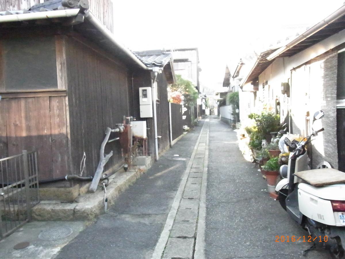 Oyajino Umi Bed and Breakfast Naoshima Buitenkant foto